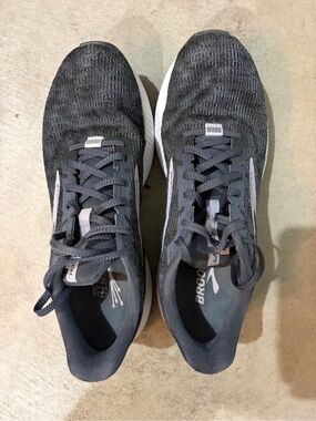 Brooks Launch 8 women’s size 11